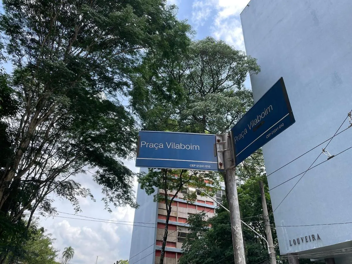 Condominio Edificio Vilaboim, Sao Paulo Apartment