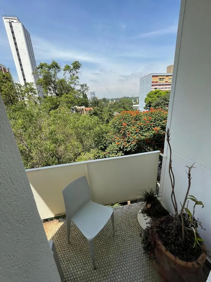 Condominio Edificio Vilaboim, Sao Paulo Apartment